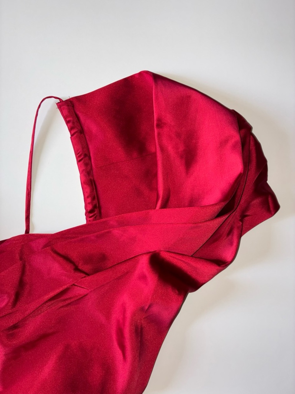 Making The Cut - Satin Ruffle Crop Top - Picture 4 of 11